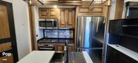 2022 Heartland Landmark 365 LM Lafayette, $ 94,900
