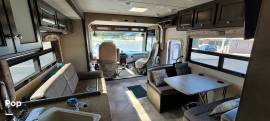 2018 Thor Motor Coach Windsport 29M, $ 37,300