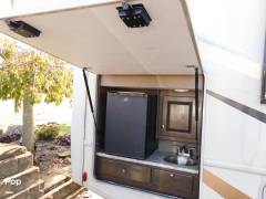 2018 Thor Motor Coach Windsport 29M, $ 37,300