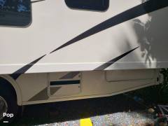 2021 Thor Motor Coach A.C.E. 32.3, $ 100,000