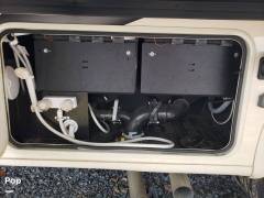 2021 Thor Motor Coach A.C.E. 32.3, $ 100,000