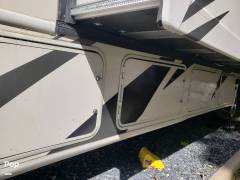 2021 Thor Motor Coach A.C.E. 32.3, $ 100,000