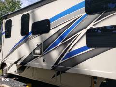 2021 Thor Motor Coach A.C.E. 32.3, $ 100,000