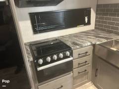 2023 Dutchmen Kodiak ULTIMATE 3301BHSL, $ 44,950
