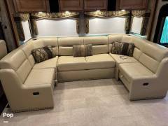2015 Winnebago Sightseer 35G, $ 76,900