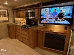 2015 Winnebago Sightseer 35G, $ 76,900