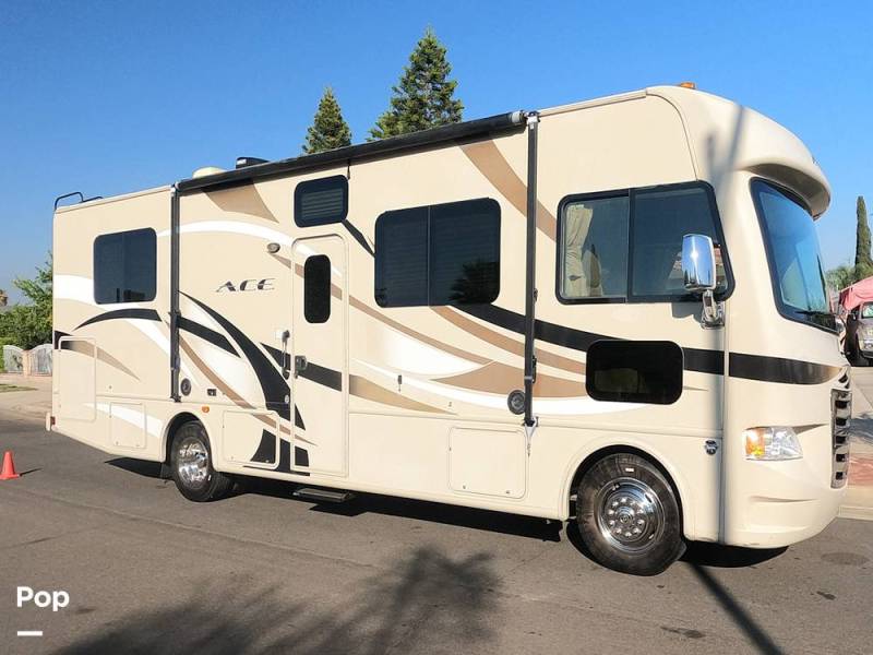 2016 Thor Motor Coach A.C.E. 29.2, $ 45,000