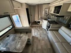 2022 Thor Motor Coach Chateau 27R, $ 81,000