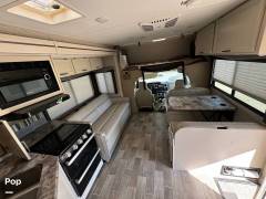 2022 Thor Motor Coach Chateau 27R, $ 81,000