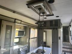 2022 Keystone Montana 3855BR, $ 58,000