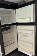 2019 Coachmen Leprechaun 319MB, $ 57,000