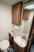 2019 Coachmen Leprechaun 319MB, $ 57,000