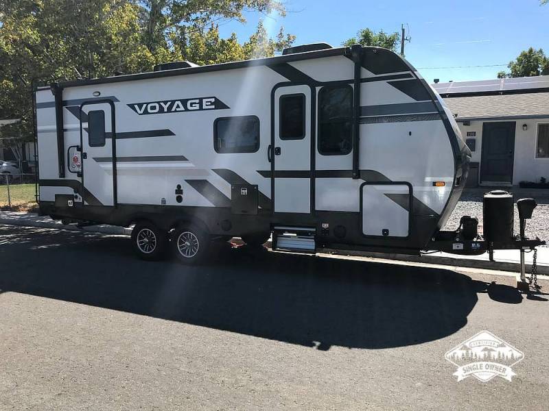 2024 Winnebago Voyage 2427RB, $ 39,999