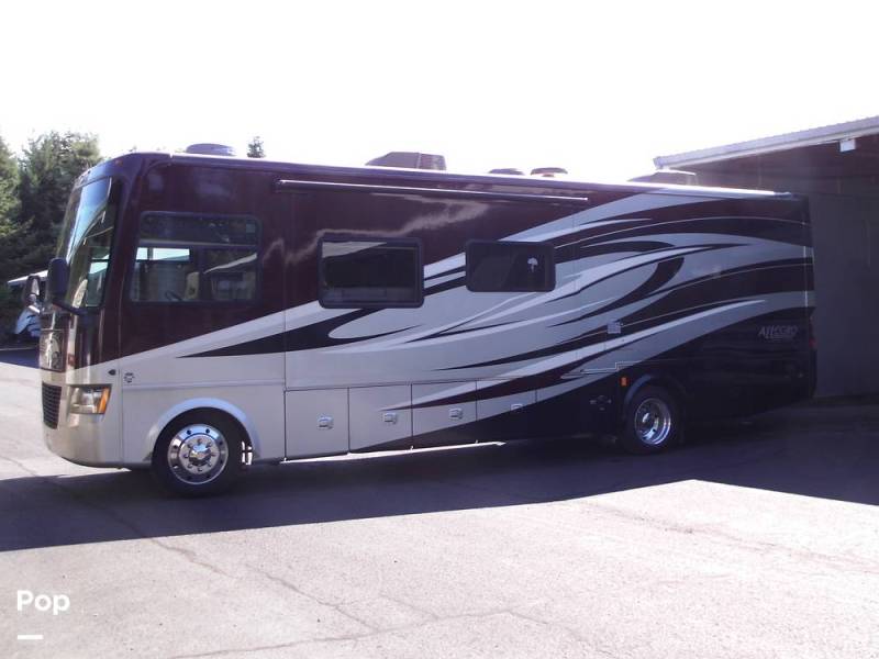 2011 Tiffin Allegro 32CA, $ 40,000