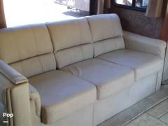 2011 Tiffin Allegro 32CA, $ 40,000