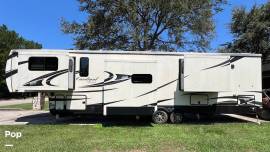 2020 Forest River Cardinal 370FLX, $ 61,500