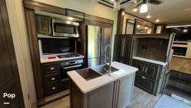 2020 Forest River Cardinal 370FLX, $ 61,500