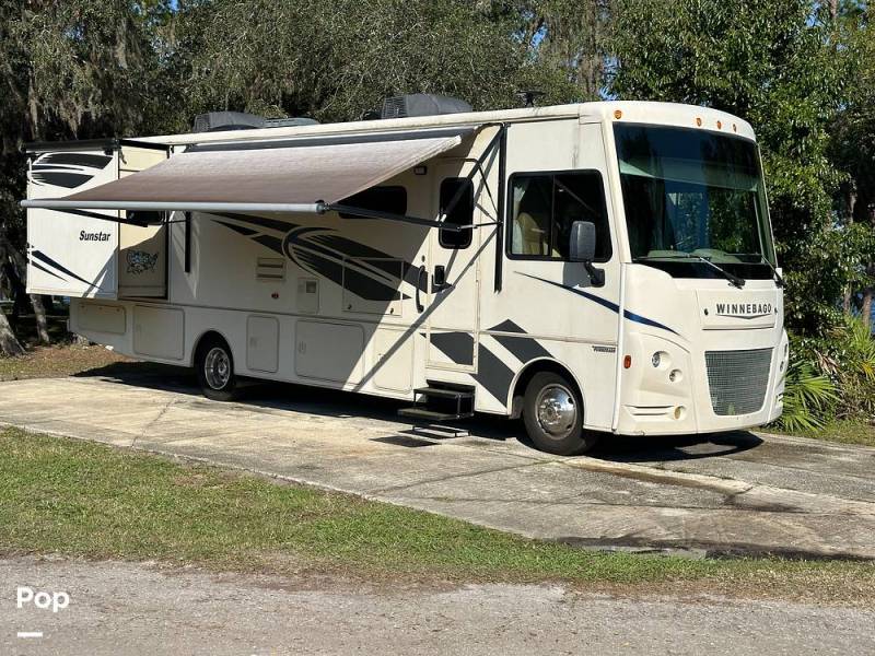 2018 Winnebago Sunstar 32YE, $ 78,000