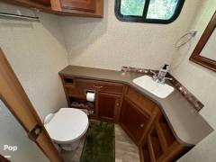2018 Winnebago Sunstar 32YE, $ 78,000