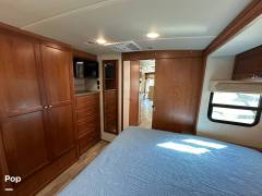 2018 Winnebago Sunstar 32YE, $ 78,000
