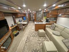 2017 Winnebago Journey 40J, $ 145,000