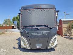 2017 Winnebago Journey 40J, $ 145,000