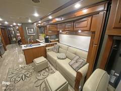 2017 Winnebago Journey 40J, $ 145,000