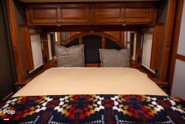 2017 Winnebago Journey 40J, $ 145,000