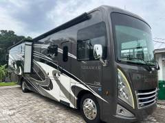 2022 Thor Motor Coach Miramar 37.1, $ 122,000