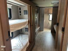 2022 Thor Motor Coach Miramar 37.1, $ 122,000