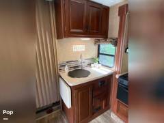 2015 Forest River Sunseeker 3170DS, $ 46,000
