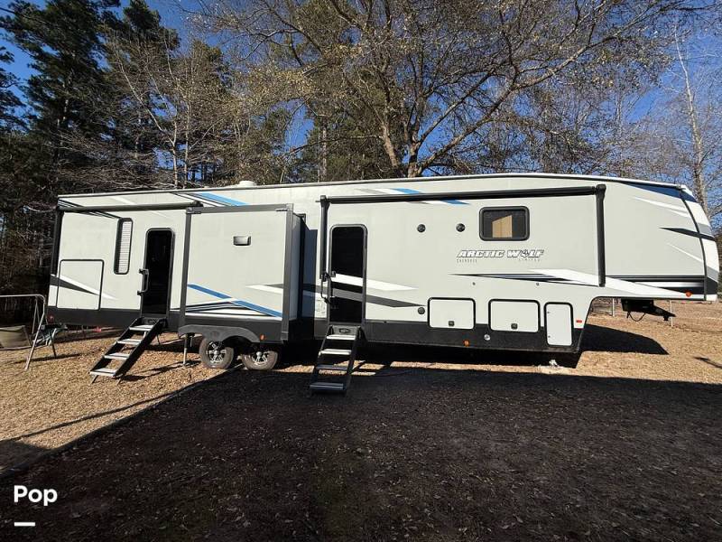 2021 Cherokee Arctic Wolf 3770SUITE, $ 51,000