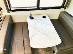 2022 Thor Motor Coach Hurricane 29M, $ 109,250