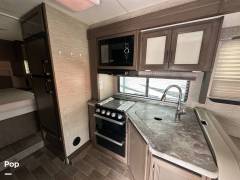 2022 Thor Motor Coach Chateau 28Z, $ 59,900