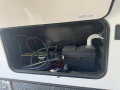 2021 CrossRoads Cruiser Aire 28RD, $ 33,000
