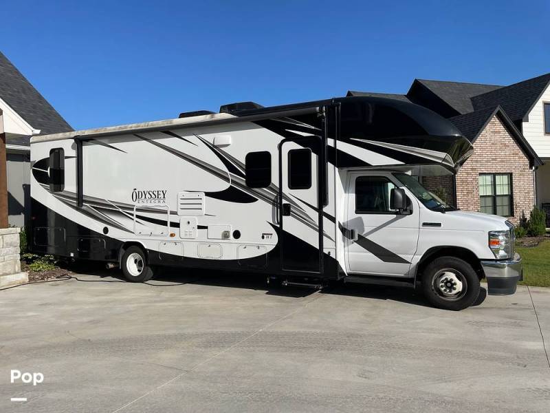 2022 Entegra Coach Odyssey 30Z, $ 126,250