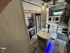 2022 Forest River Sandpiper 391FLRB, $ 80,800