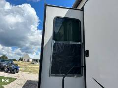 2022 Forest River Sandpiper 391FLRB, $ 80,800