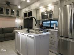 2022 Forest River Columbus 299RLC, $ 75,600