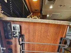 2014 Fleetwood Bounder 36R, $ 73,400