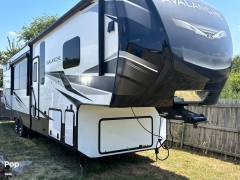 2021 Keystone Avalanche 395BH, $ 52,500