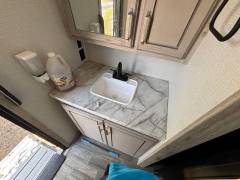 2021 Keystone Avalanche 395BH, $ 52,500