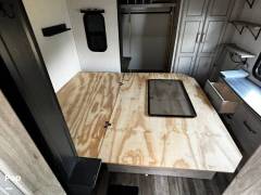 2021 Keystone Avalanche 395BH, $ 52,500