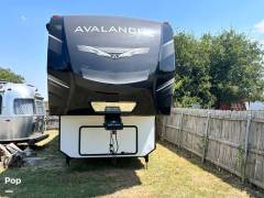 2021 Keystone Avalanche 395BH, $ 52,500