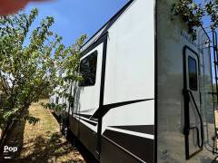 2021 Keystone Avalanche 395BH, $ 52,500