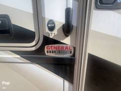 2019 Thor Motor Coach Miramar 37.1, $ 83,500