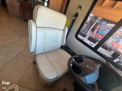 2015 Holiday Rambler Ambassador 38DBT, $ 100,000