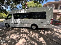 2016 Airstream Interstate Ext Lounge, $ 90,000