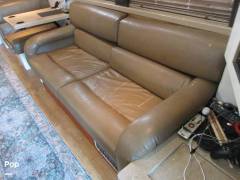 1999 Prevost Mirage Entertainer 45XL, $ 100,000