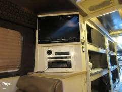 1999 Prevost Mirage Entertainer 45XL, $ 100,000